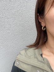woven curve pierce