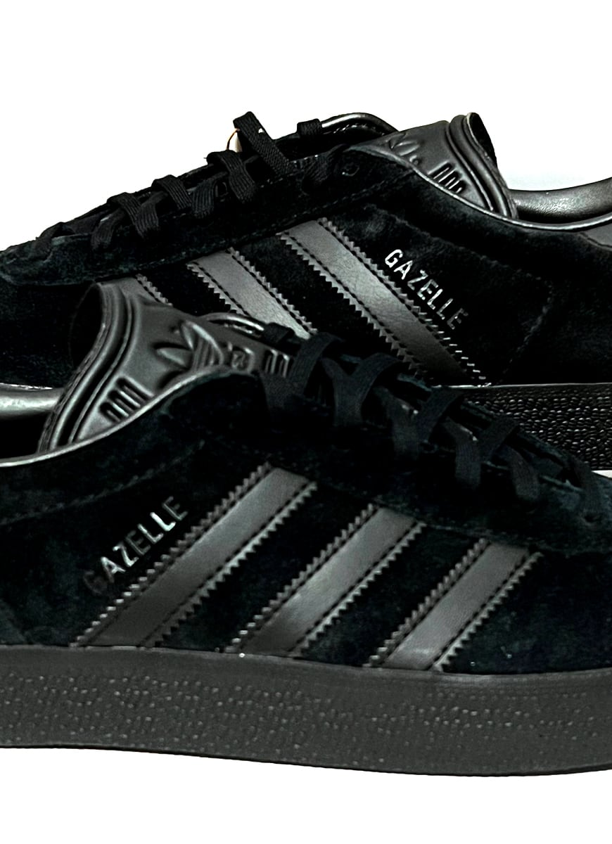 adidas Originals GAZELLE “Triple Black” 【 国内完売モデル 】CQ2809