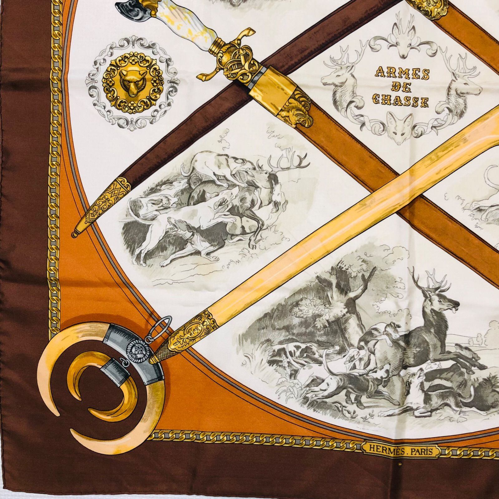 □美品□希少□HERMES エルメス カレ90 ARMES DE CHASSE 鹿狩り 大判