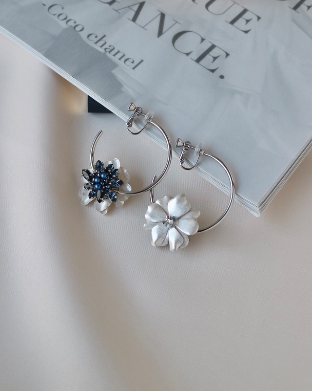 reversible flower hoop navy