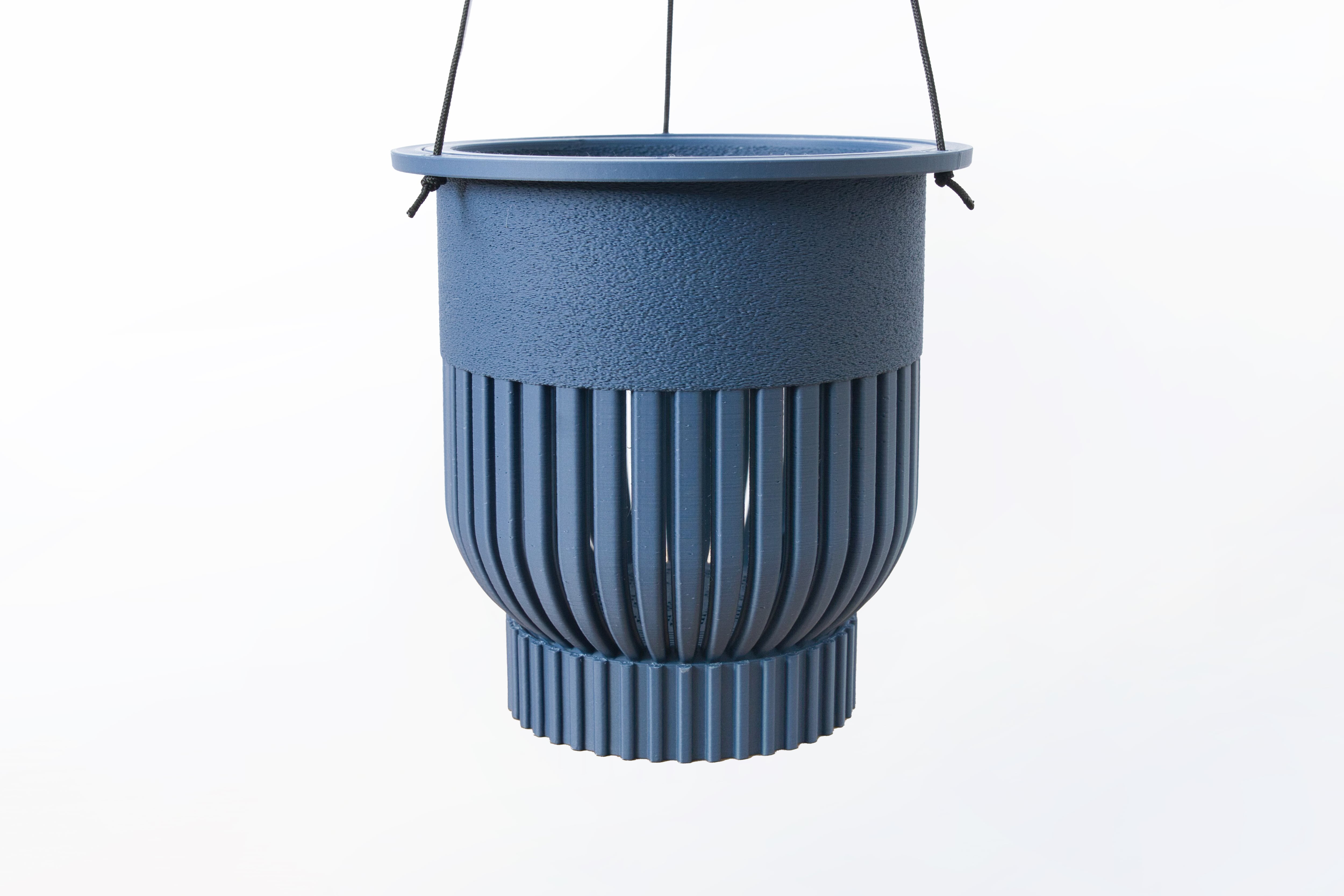 ハンギングみらい鉢(4号サイズ)｜ネイビー | みどりのグリーンSHOP
