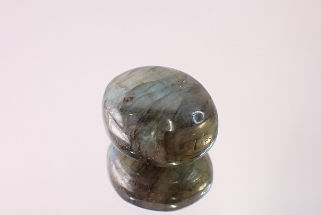 ラブラドライトパームストーン　23.04g　[D2-372]