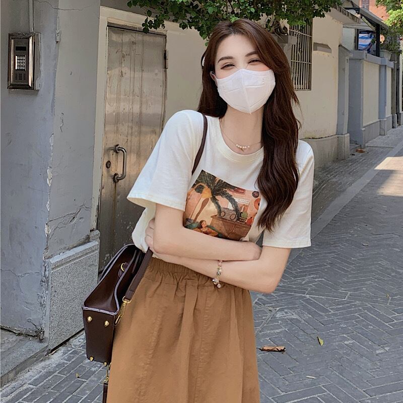 リゾート気分な プリントデザイン 半袖 Tシャツ ロングスカート 2点セット セットアップ ロング丈 フレア ラウンドネック ラテカラー Lamitte Deco トレンド 韓国ファッション ショップ Base店