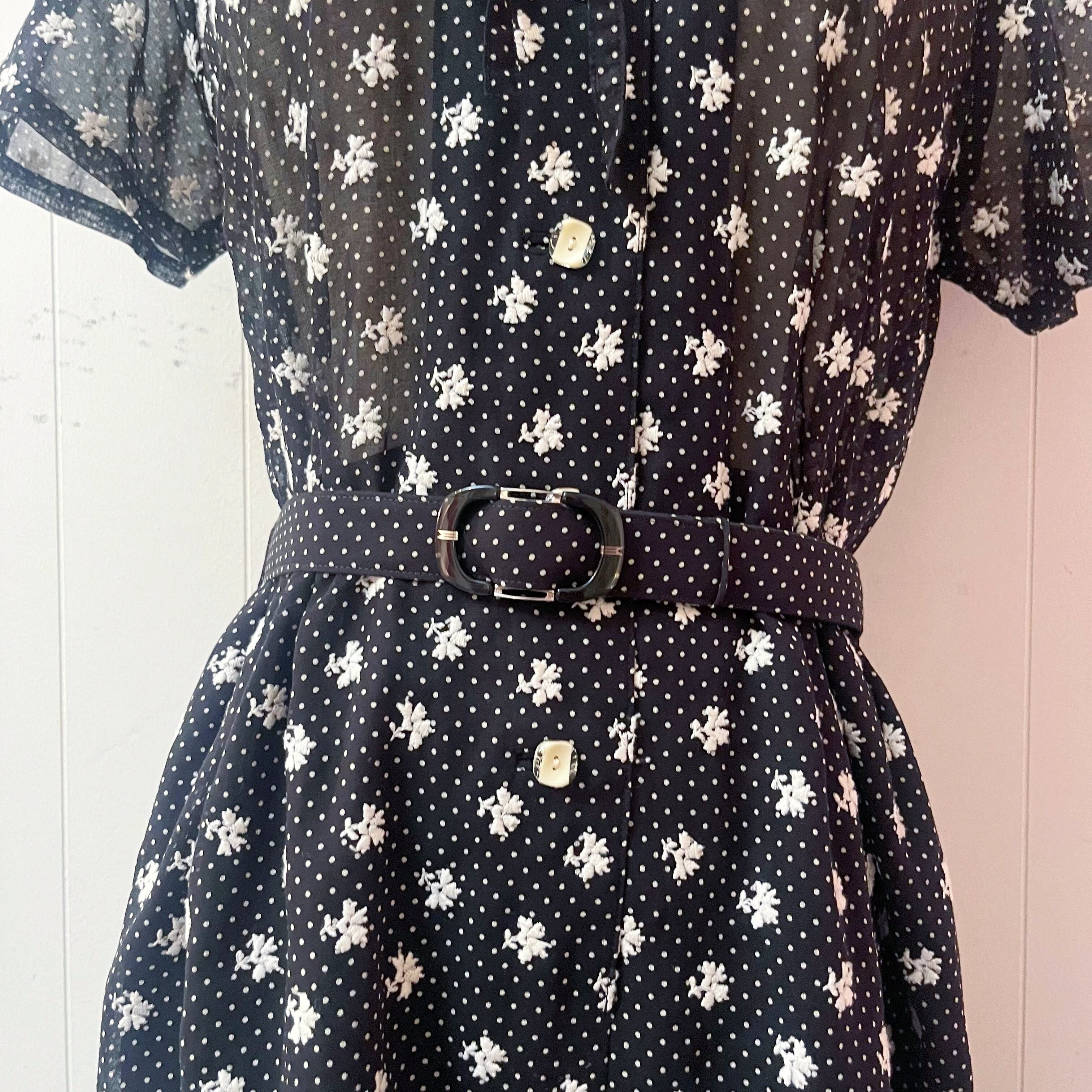 black dot scallop collar one-piece