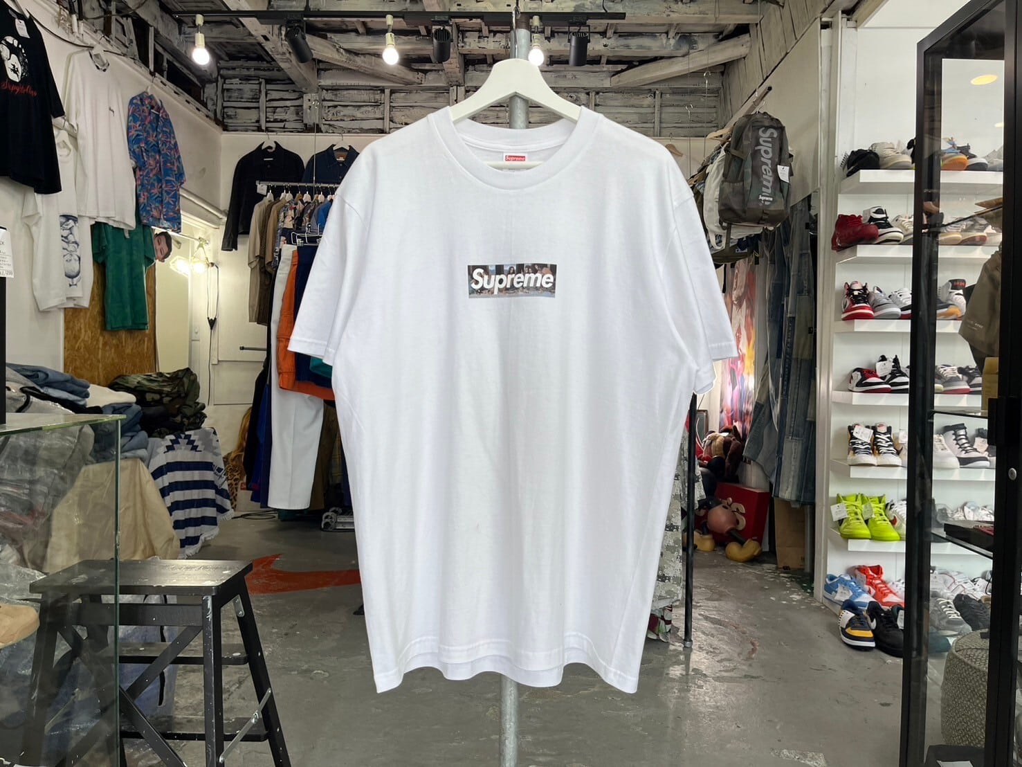 Supreme MILAN BOX LOGO TEE WHITE LARGE 52582 | BRAND BUYERS OSAKA 