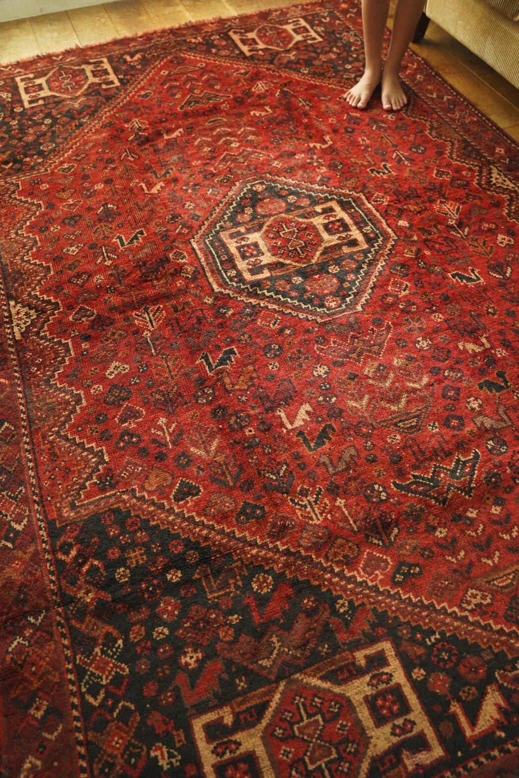 1369-Vintage Qashqai rug