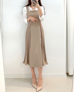 サイドプリーツワンピース