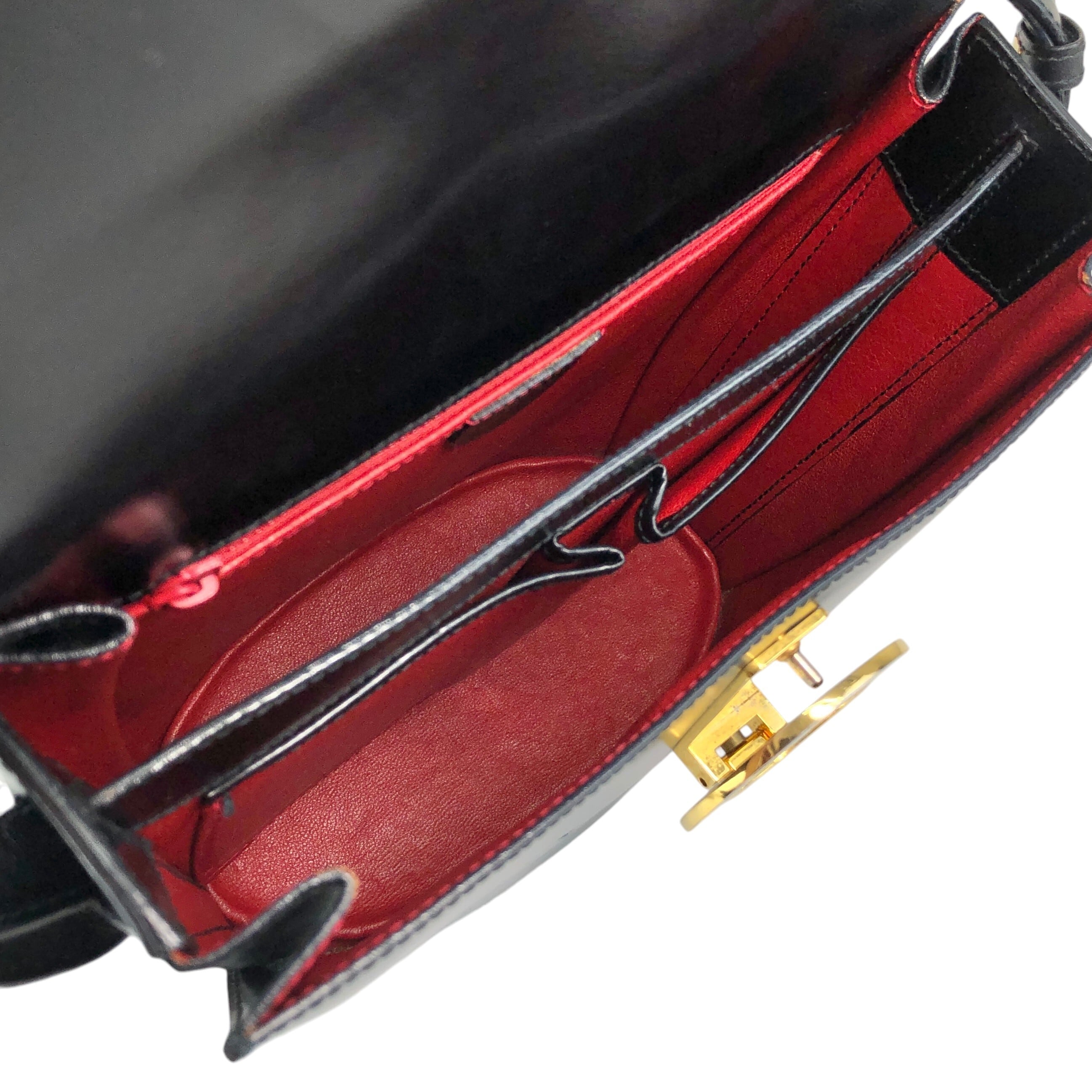 CELINE セリーヌ ショルダーバッグ ブラック ロゴ サークル レザー