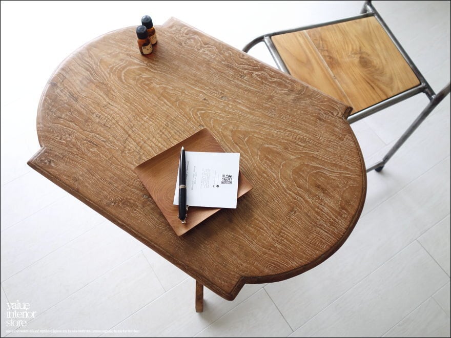 チーク総無垢材 ヴィンテージサイドテーブル E/1 アンティークテーブル 机 什器 陳列台 台 表面再仕上済 一点物 世界三大銘木 送料無料