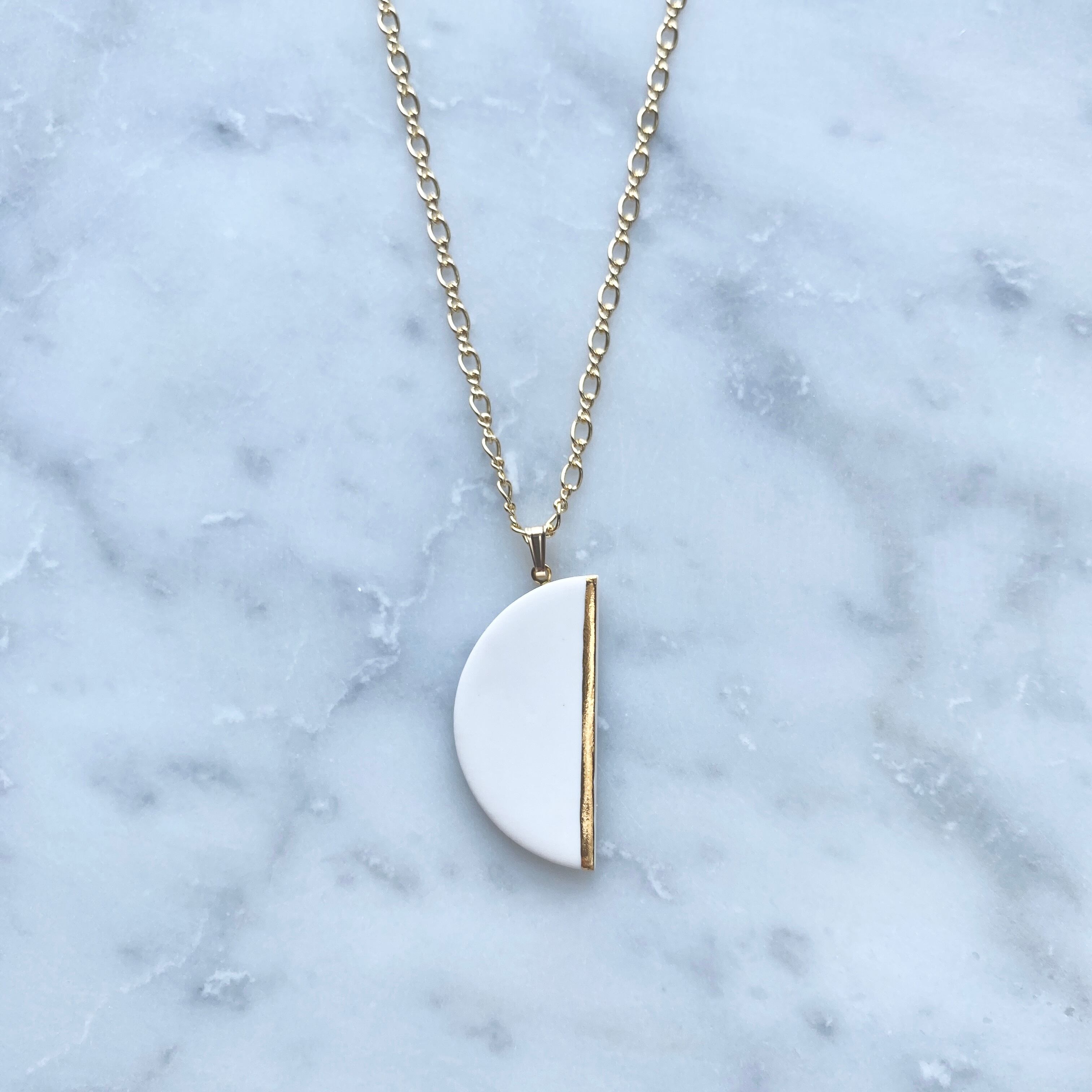 ネックレス Half Moon / 半月 ホワイト | 【公式】ArtOpus. SHONAN