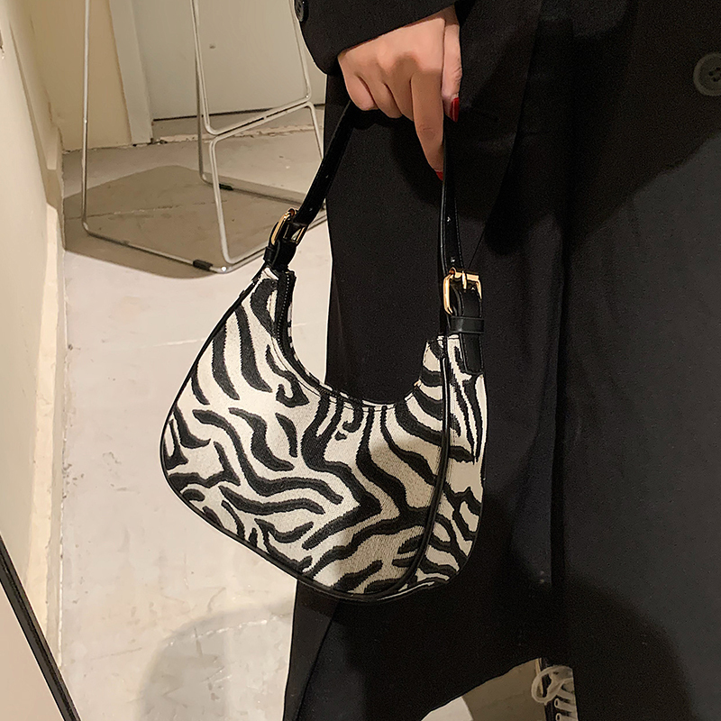 オータムウィンターパターン 秋物 冬物 メッセンジャーバッグ 手作りハンドバック22376583014