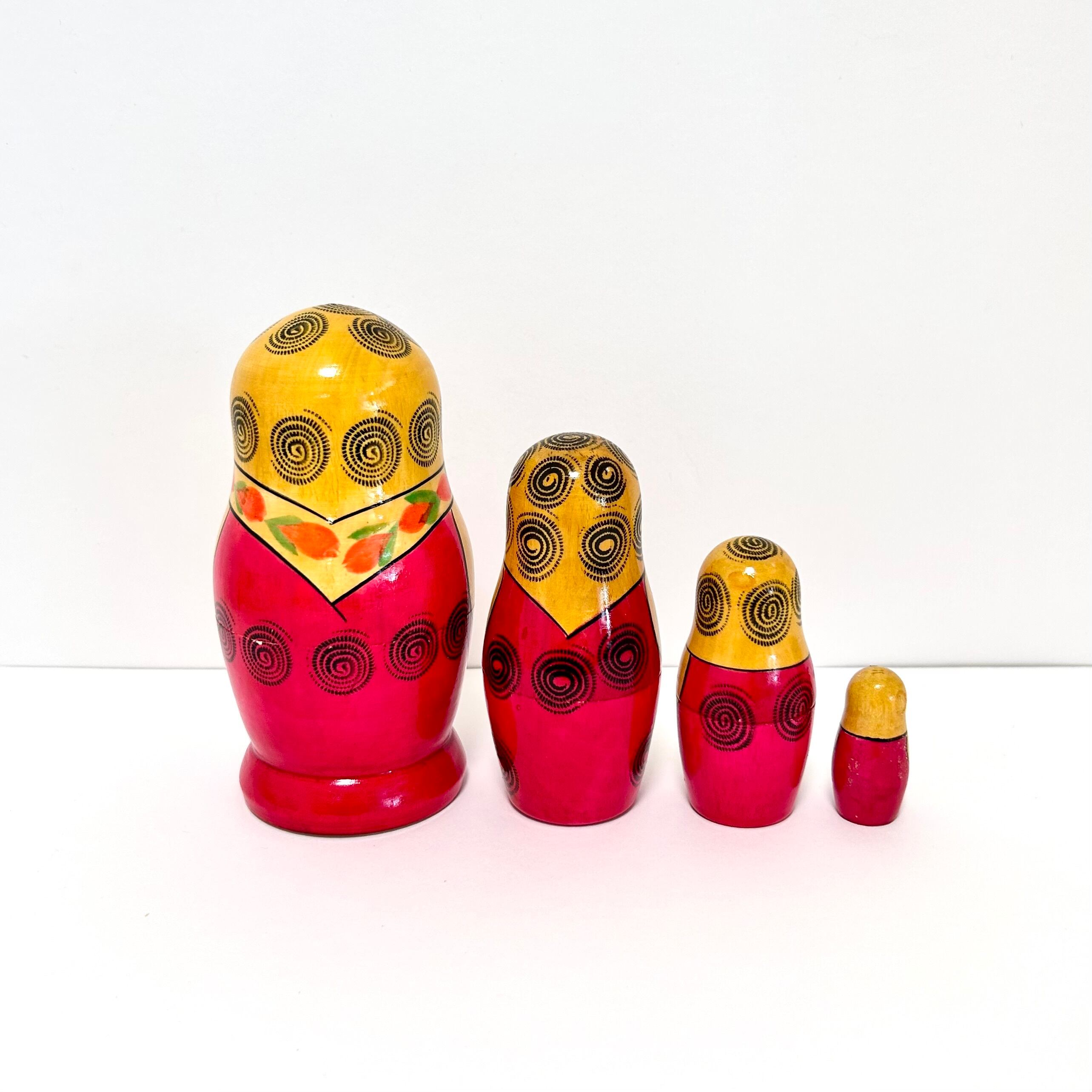 ビンテージ  ソ連 マトリョーシカ 13cm4ピース　セミョーノフ USSR