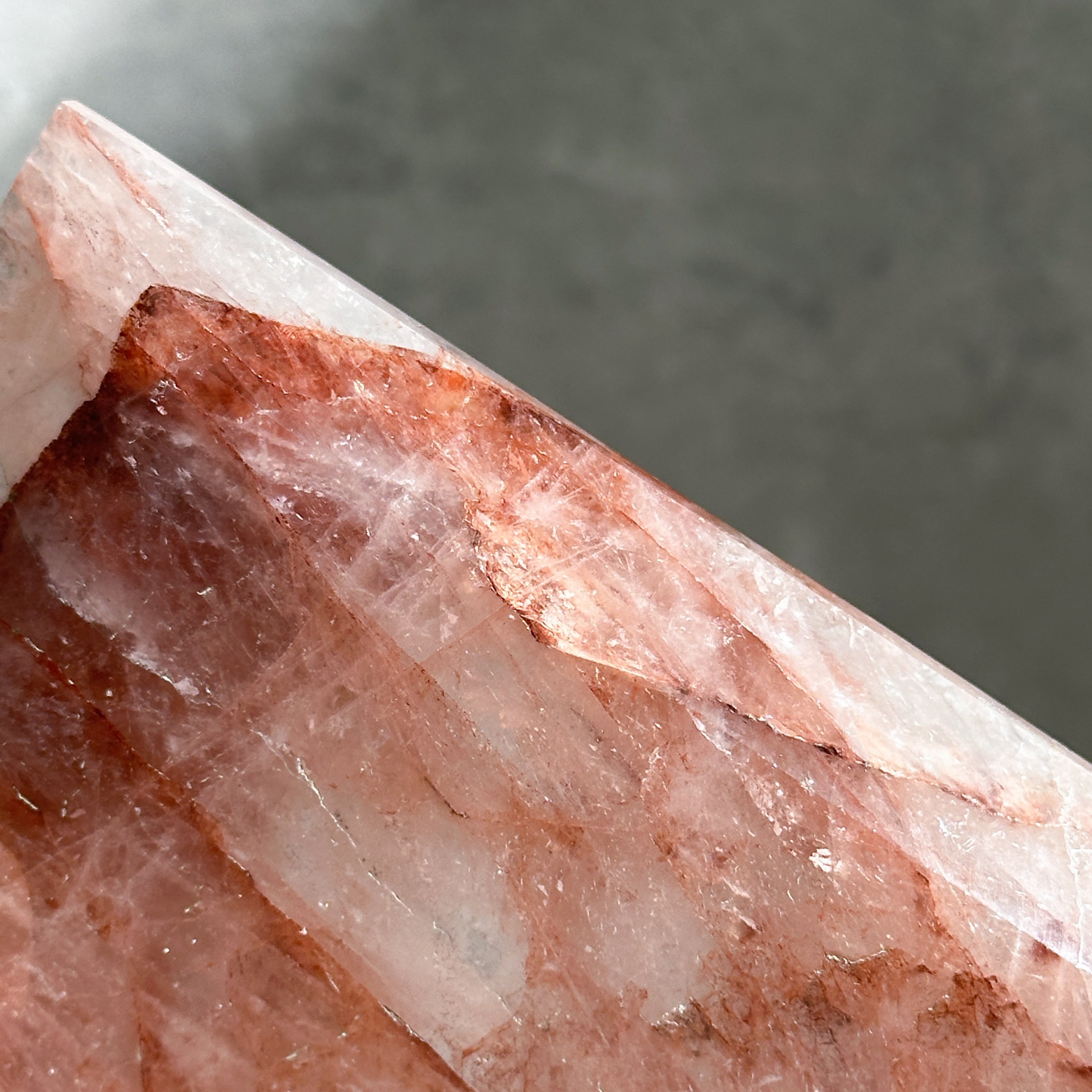 no.0403 実りの琥珀　四角のヘマタイト レッドヘマタイトクォーツのトレー 03◇ Red Hematite Quartz