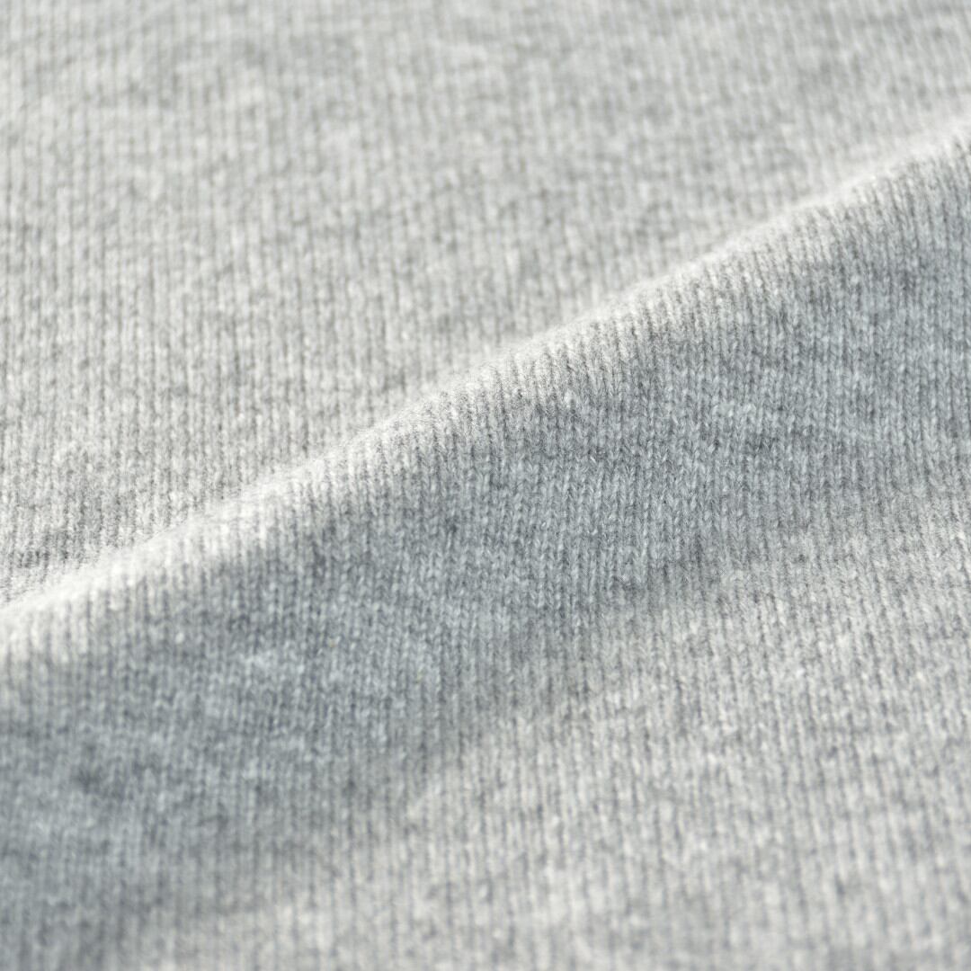 mooncastle ムーンキャッスル カシミア・シルク・ウールタートルネックセーター・ライトグレイ 柔らかいラムウールにカシミアとシルクをブレンドしたニットです【送料無料】