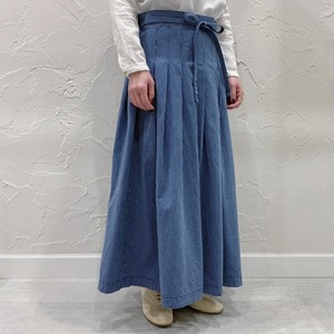 ARMEN 4.7oz STRIPE CHAMBRAY PLEATED WRAP SKIRT