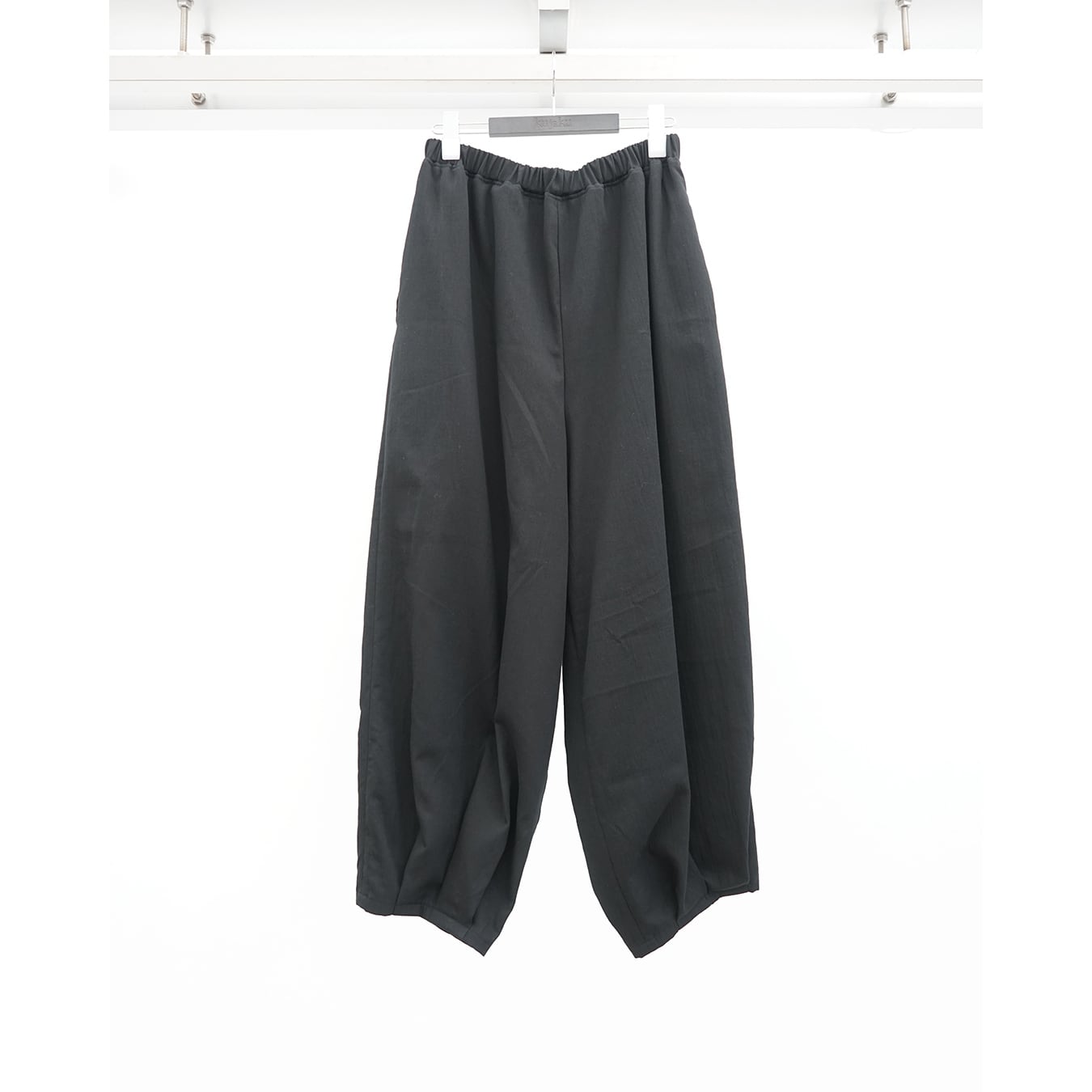 kujaku] (クジャク) P-353 hem tuck wide easy pants | Clique Tokyo