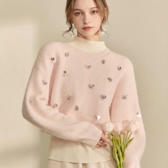 Beaded short knit top 00290