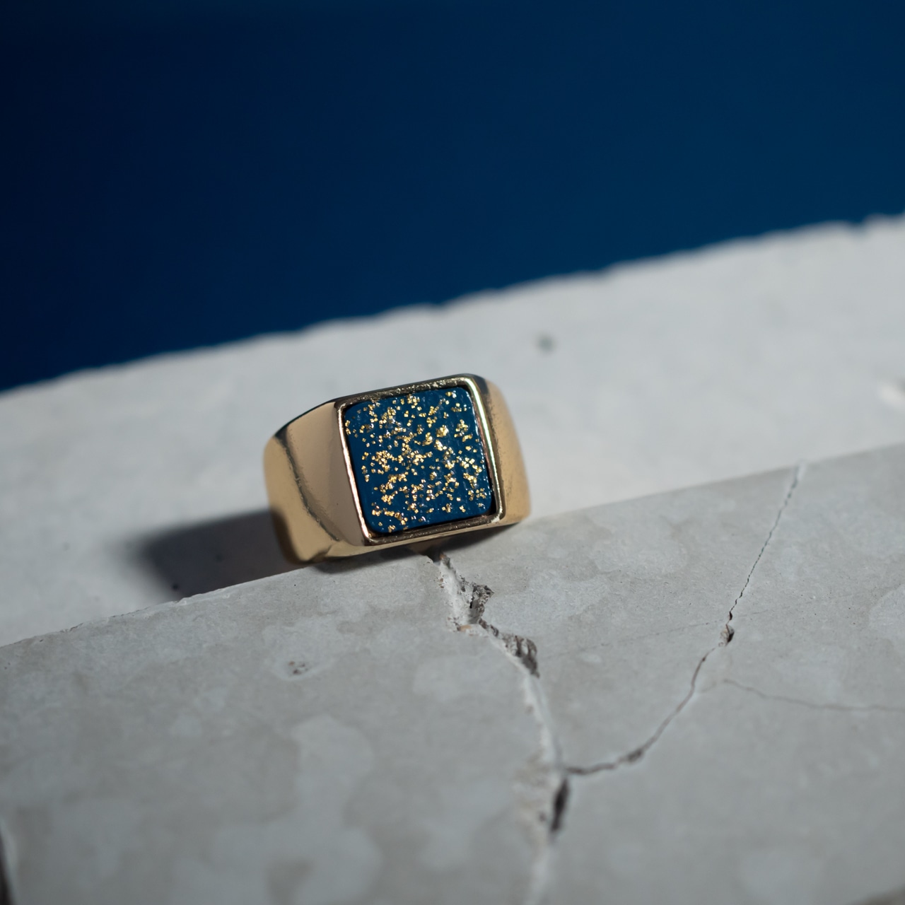 夜のかけら シグネットリング gold glitter