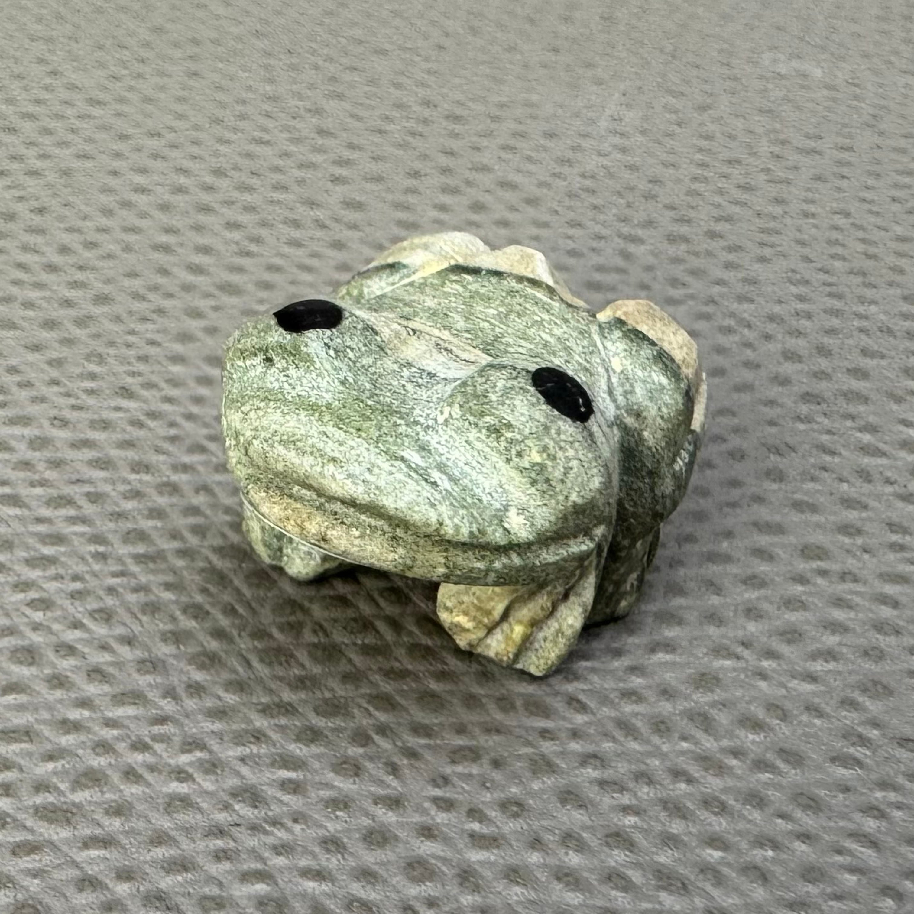 ZUNI族 Cameron Nastacioメイド フェティッシュ フィッシュ ホピ