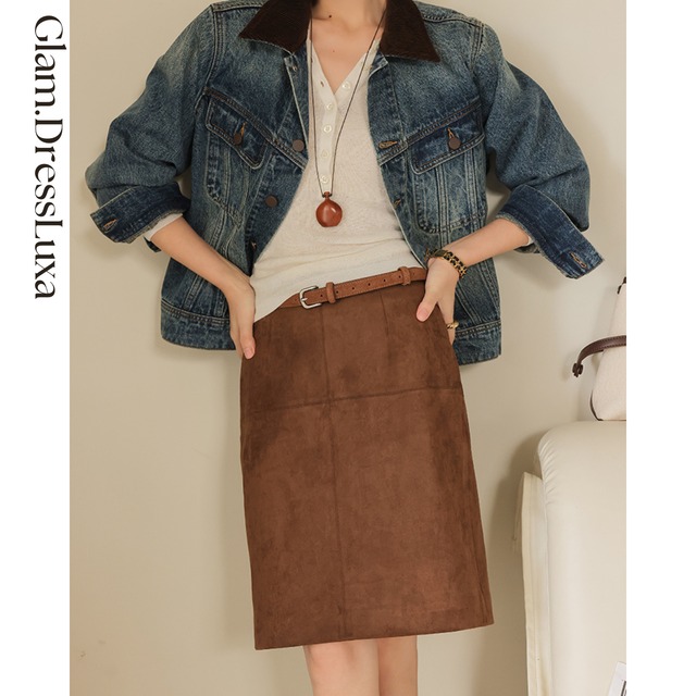 Suede Touch Skirt_S23