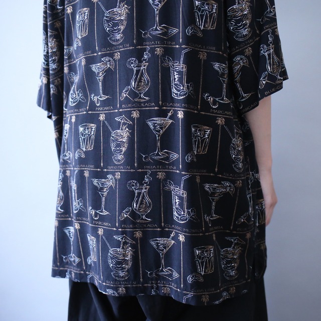 many many cocktail and name pattern loose silhouette h/s shirt