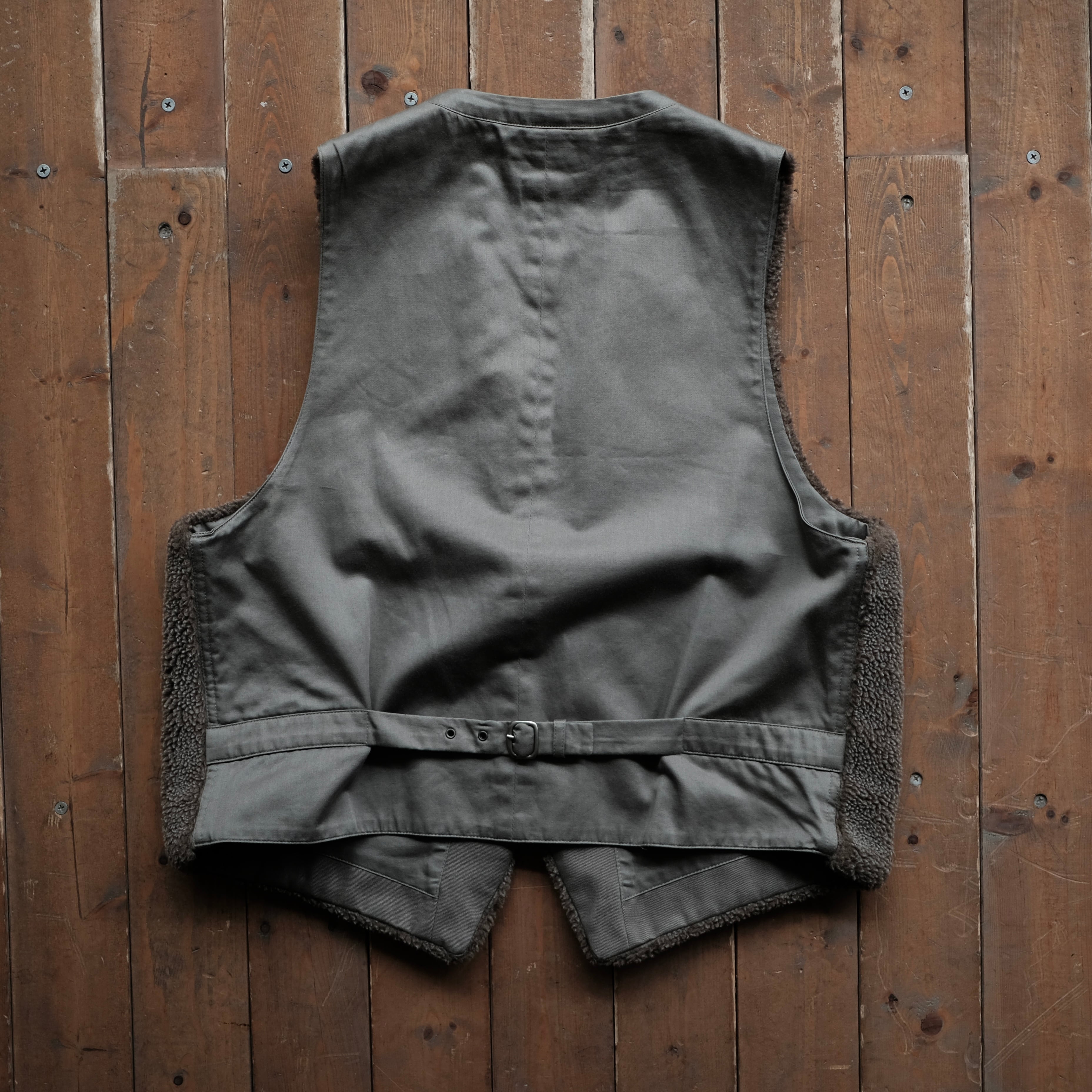 GIORGIO ARMANI BOA ZIP VEST | safarionline