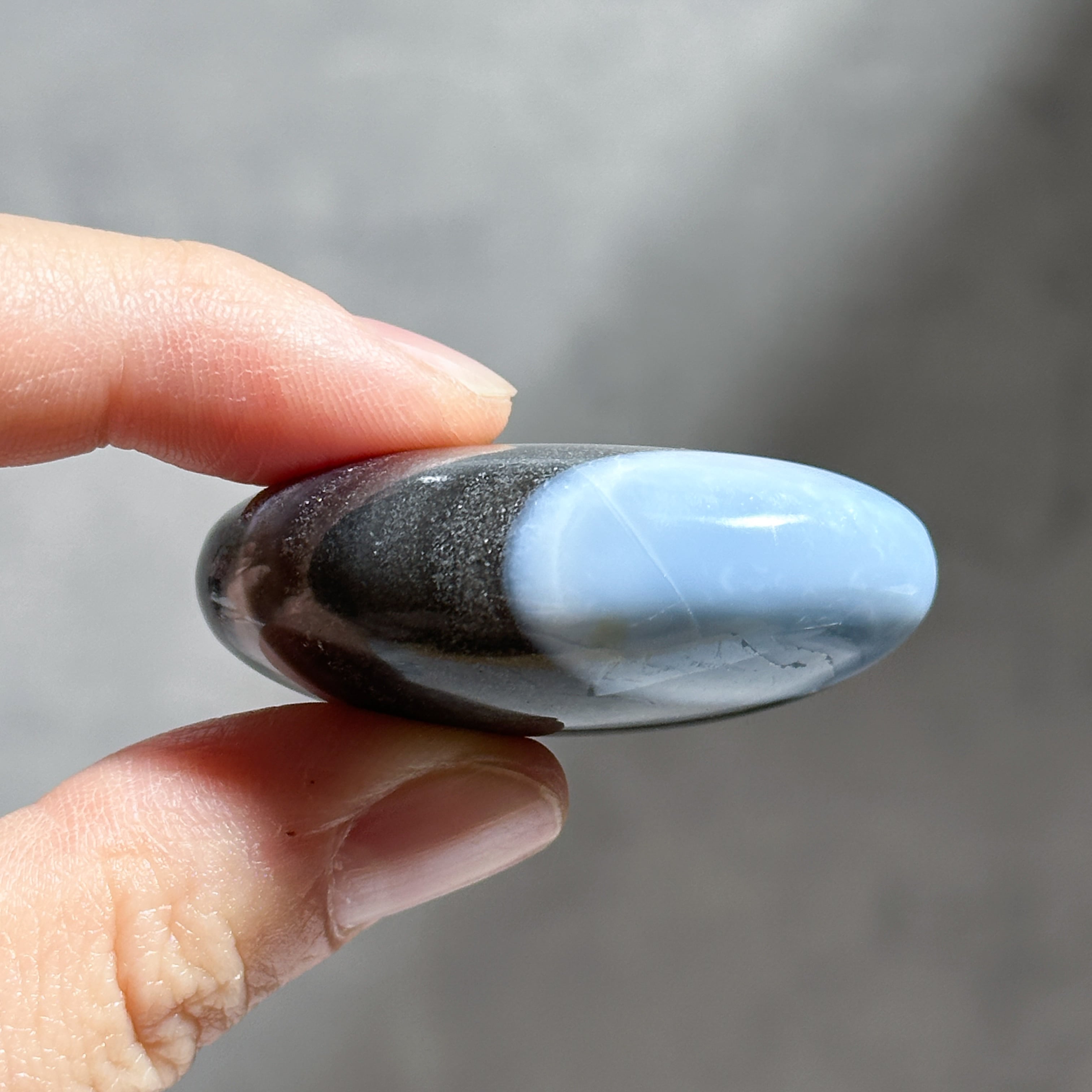ブルーオパール パーム71◇ Blue Opal ◇ 天然石・鉱物