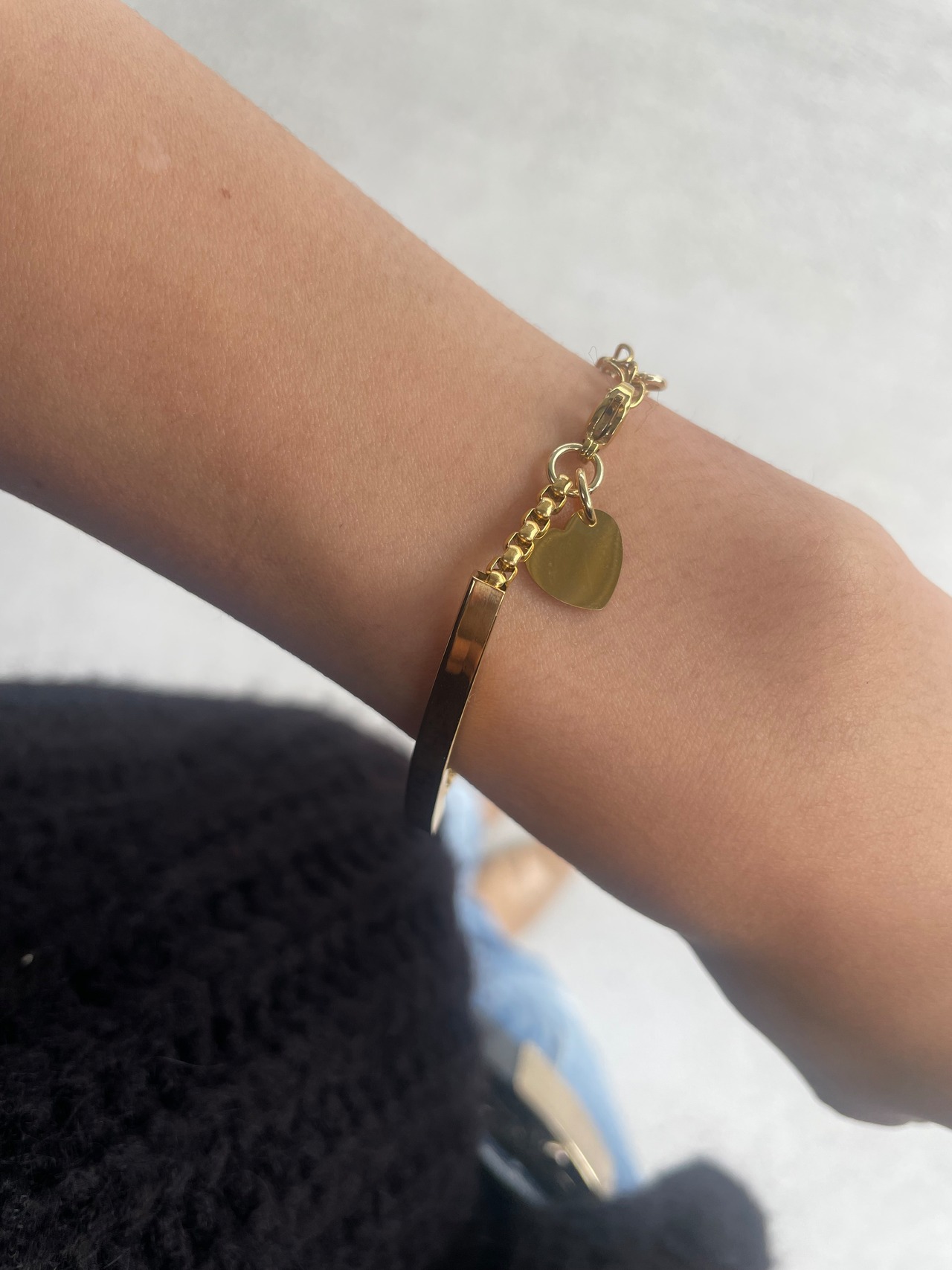 カーブラインボックスブレスレット