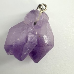 アメジスト原石 ペンダントトップ ブラジル産　約20㎜