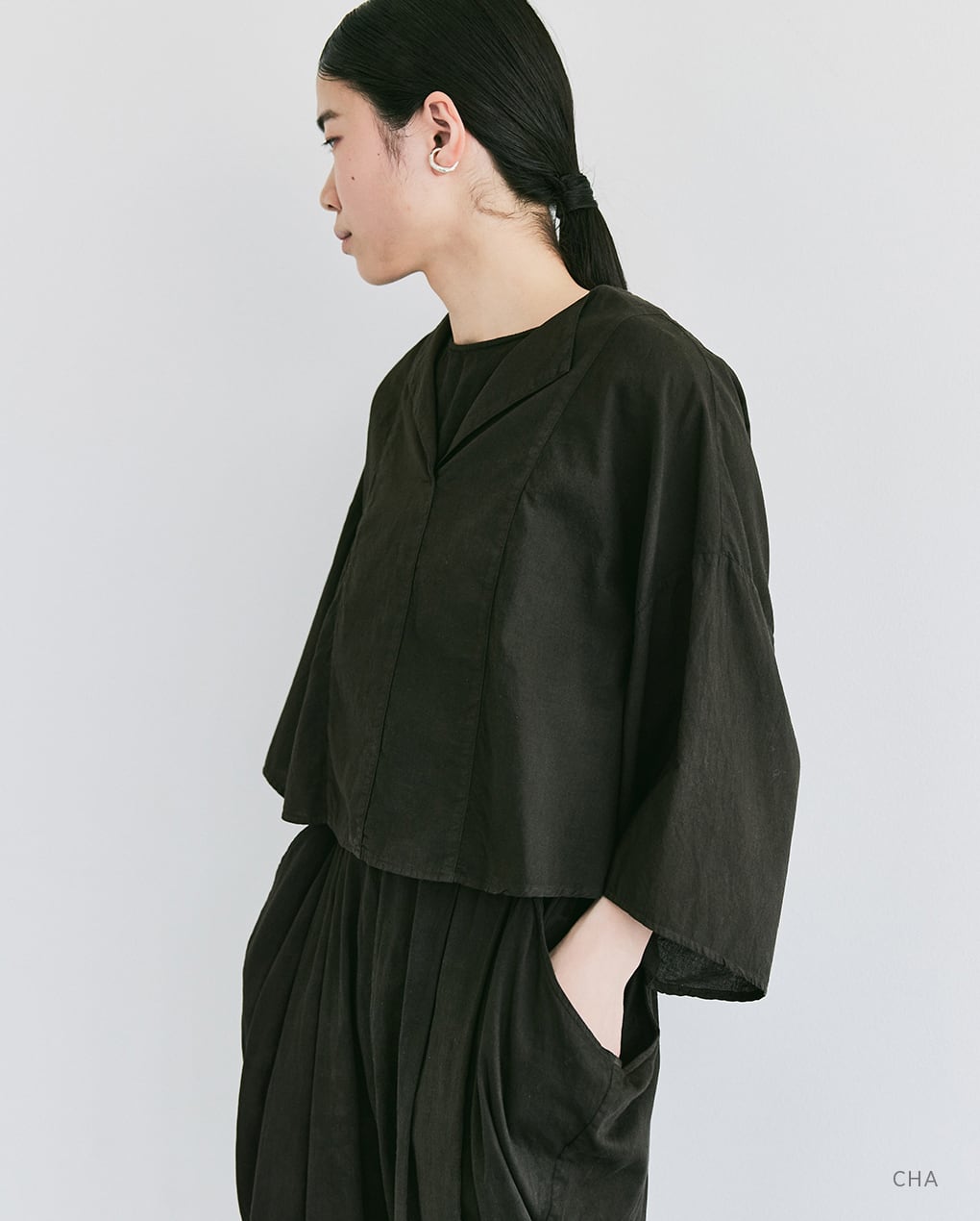 someya ショートプルオーバー ショート丈トップス オーガニックコットン SOMEYA ショートプルオーバー - PULPLE/CHARCOAL | YOCA