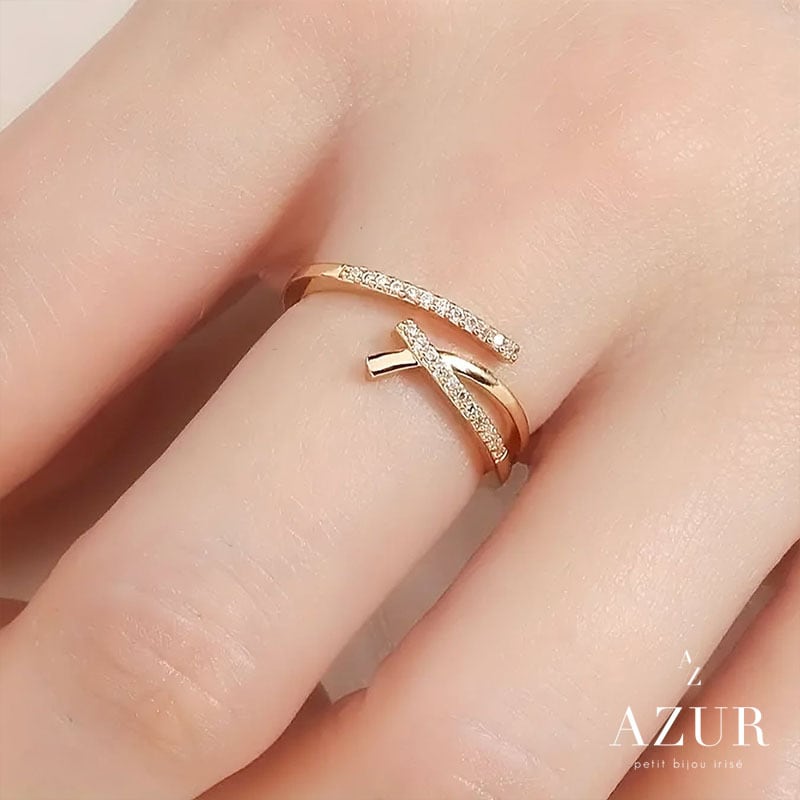 オパール装飾のエレガントリング 指輪 リング ホエールテール くじら オパール ブルー ピンク