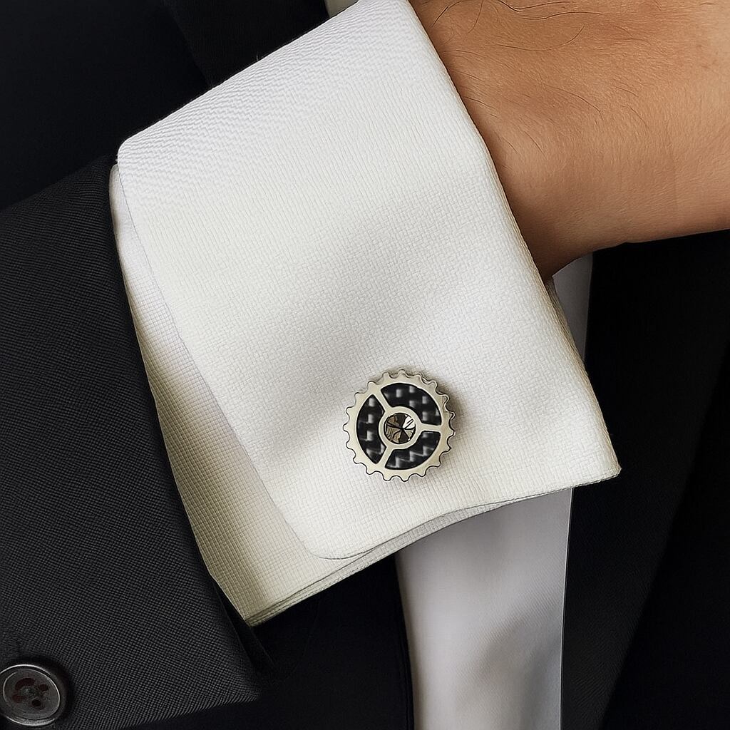 【歯車カフスボタン】 一粒の輝くラインストーンがアクセントに / おしゃれな男性へのプレゼントにも