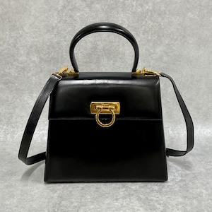 Salvatore Ferragamo フェラガモ ガンチーニ 2WAYバッグ レザー ブラック 5655-202202