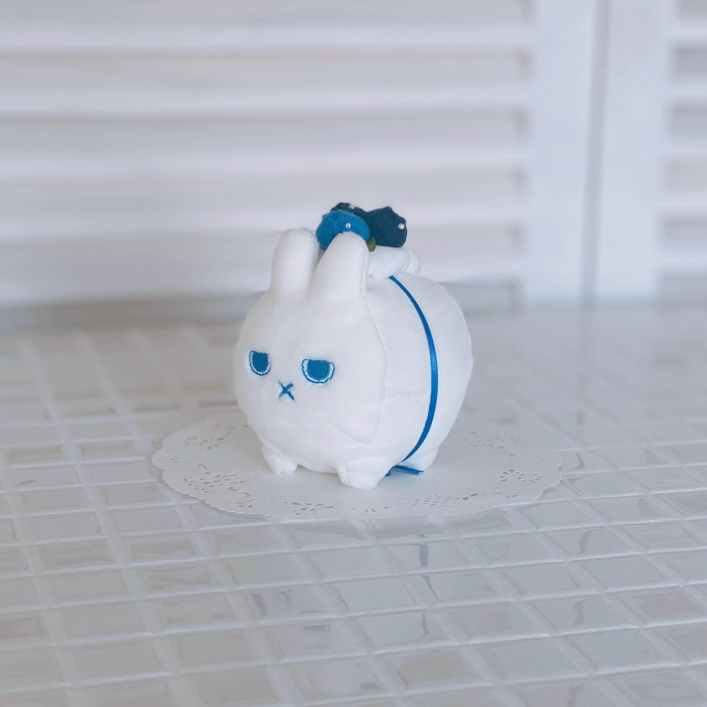 ウサギ白・青目（ミニサイズ） | USAGIMAKER