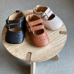 baby antique shoes
