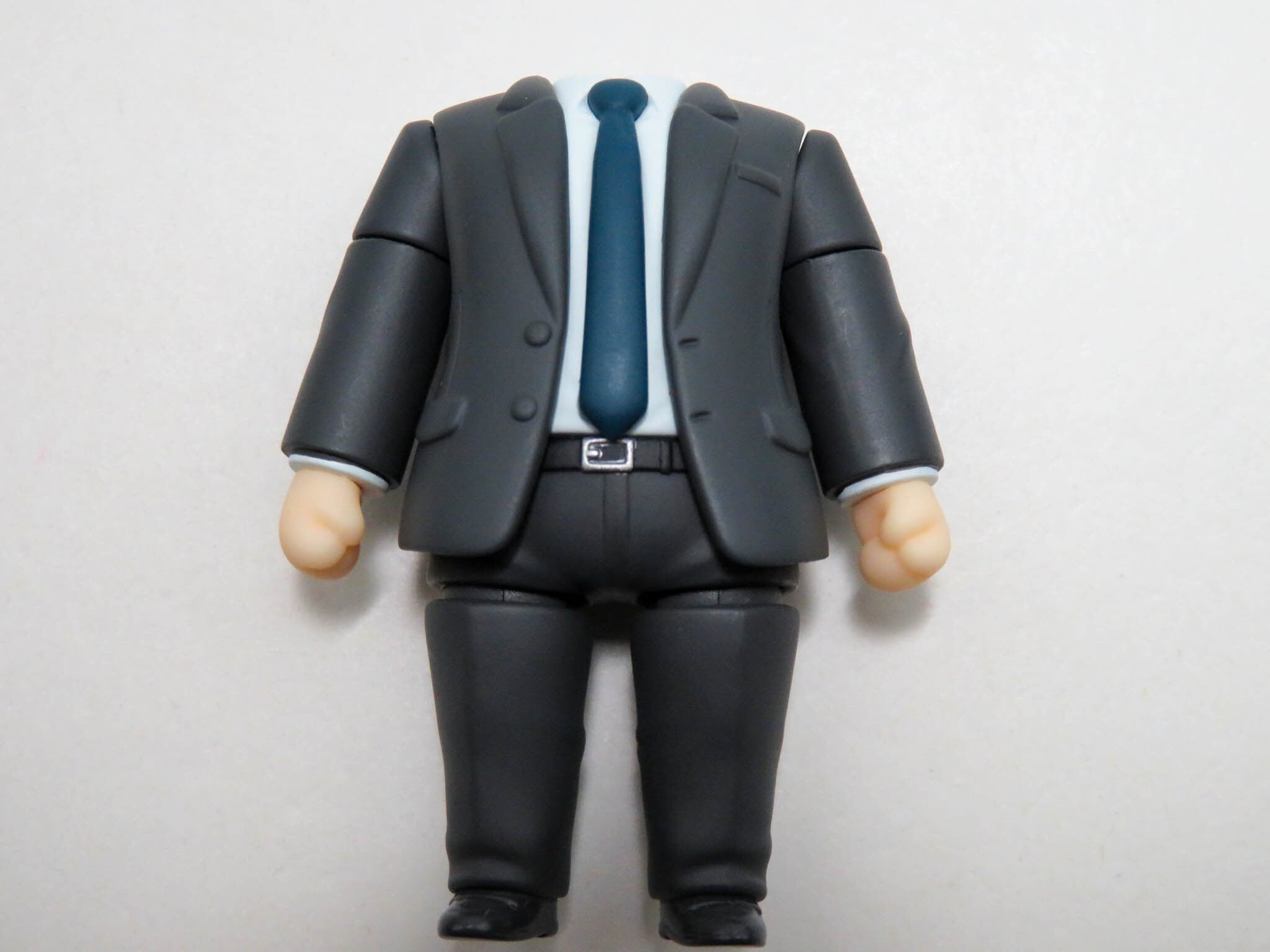 再入荷 ねんどろいどもあ きせかえスーツ02 体パーツ ブラックスーツ