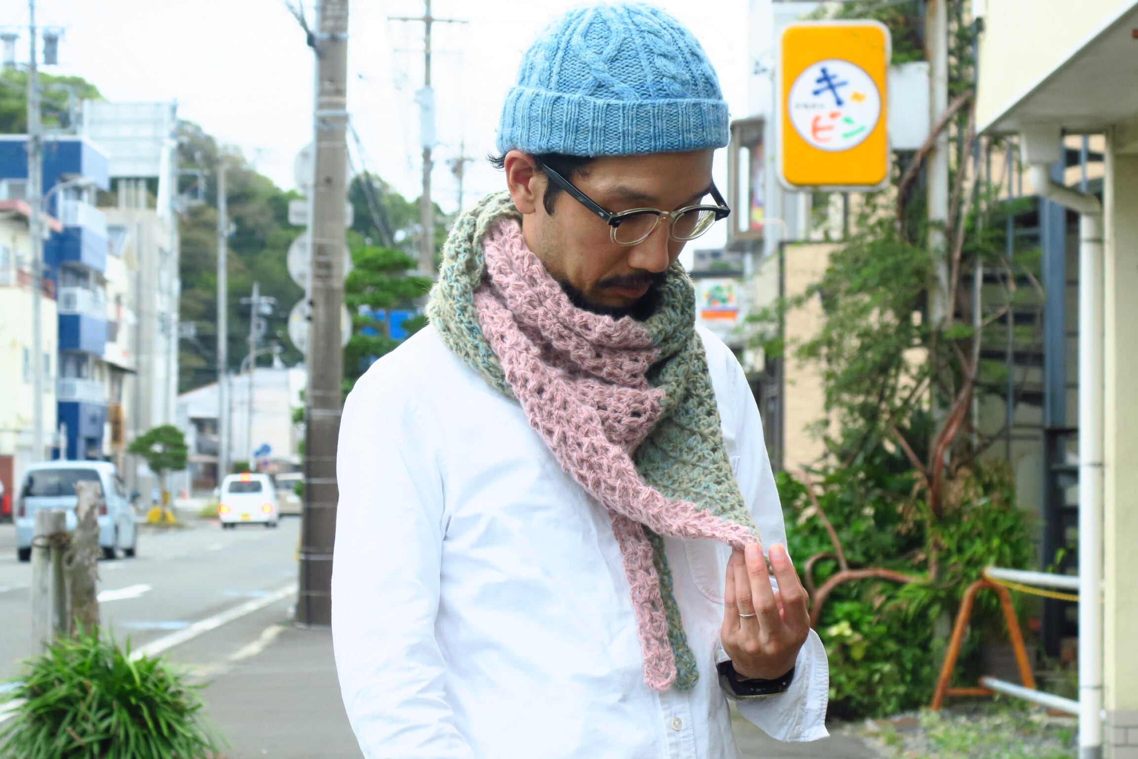 ★最終価格★45R カタログ掲載　縮絨ウールショールカラーニット 着用カラーが再入荷】手編みのキット DARUMA毛糸「クロッシェショール