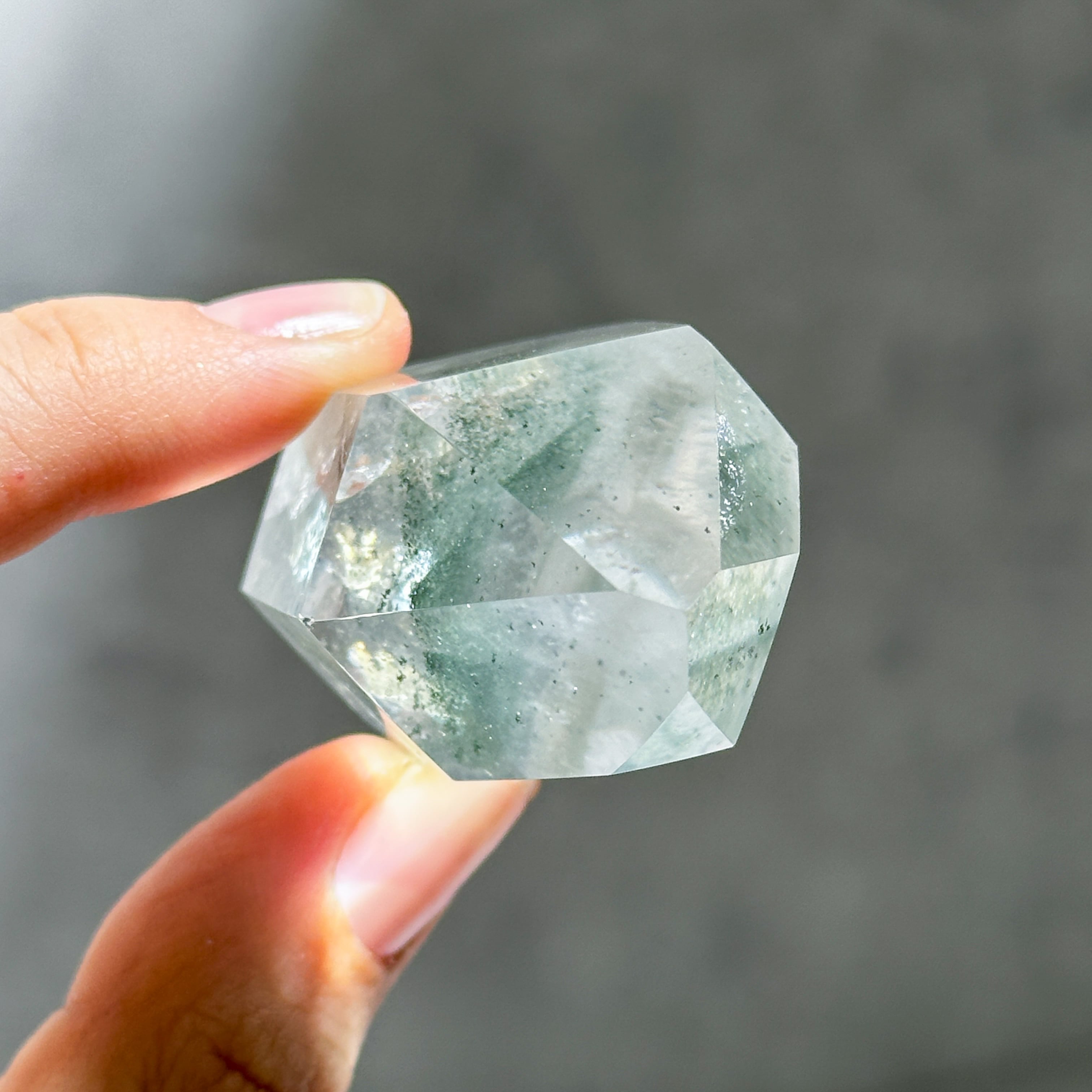 グリーンファントムクォーツ タワー25◇ Garden quartz ◇天然石