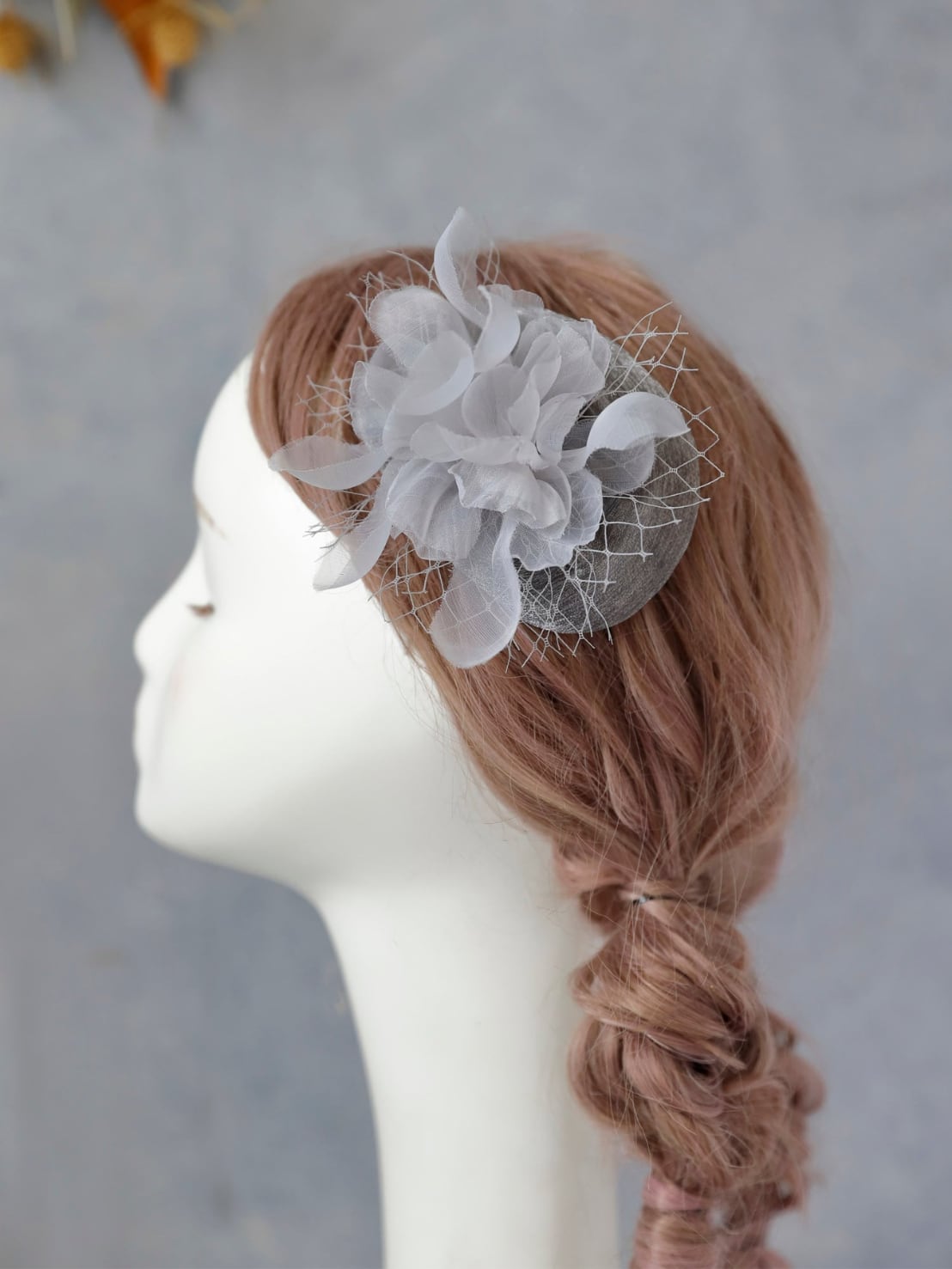 【トーク帽 ヘッドクリップ グレー】 チュール 袴 卒業 振袖 成人式 卒業式 袴 ウェディング ヘッドドレス ヘアパーツ k-0047