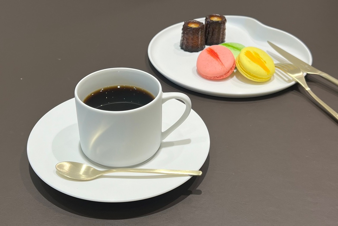 MORIYAMA ビスクホワイト ティーカップ&ソーサー φ7.5×H6.5cm 200cc/φ16.0cm