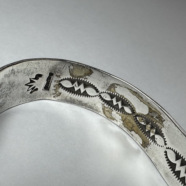 Navajo/ナバホ族 作者不明 インディアンジュエリー マルチカラー