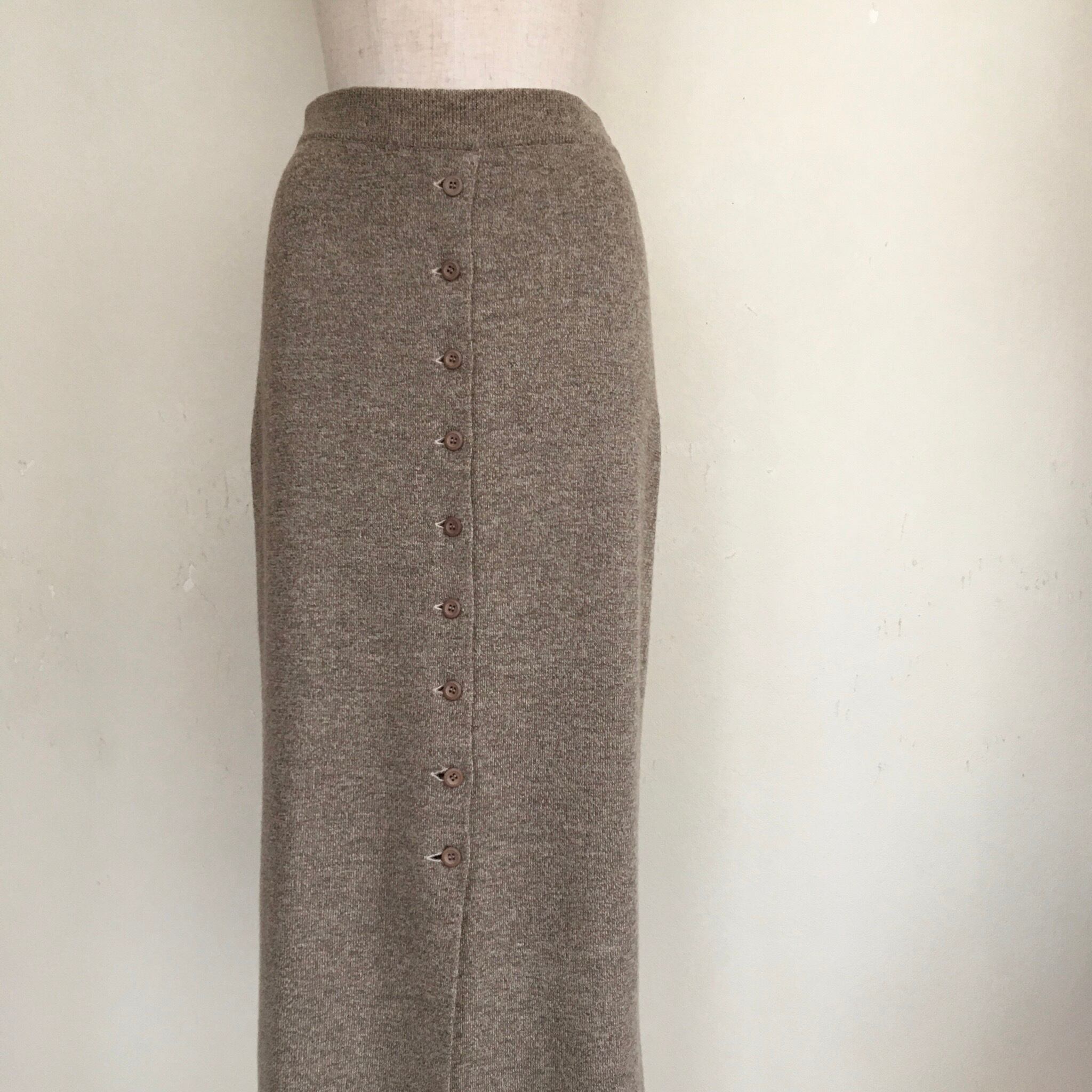 Knit long skirt
