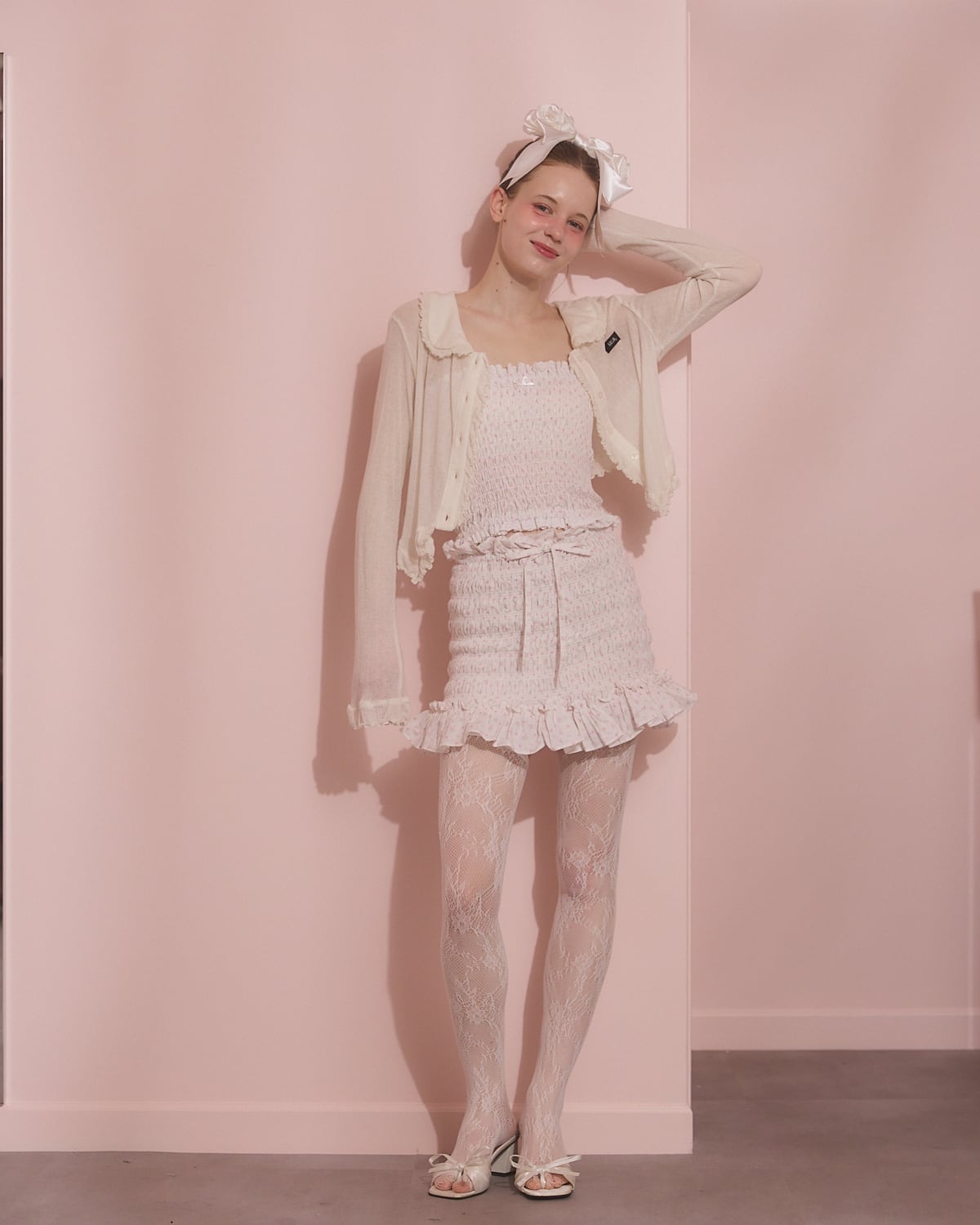 新品未使用 OLUN シャーリングフリルトップス きりまる アイボリー シャーリングベアトップス | lilLilly official webstore