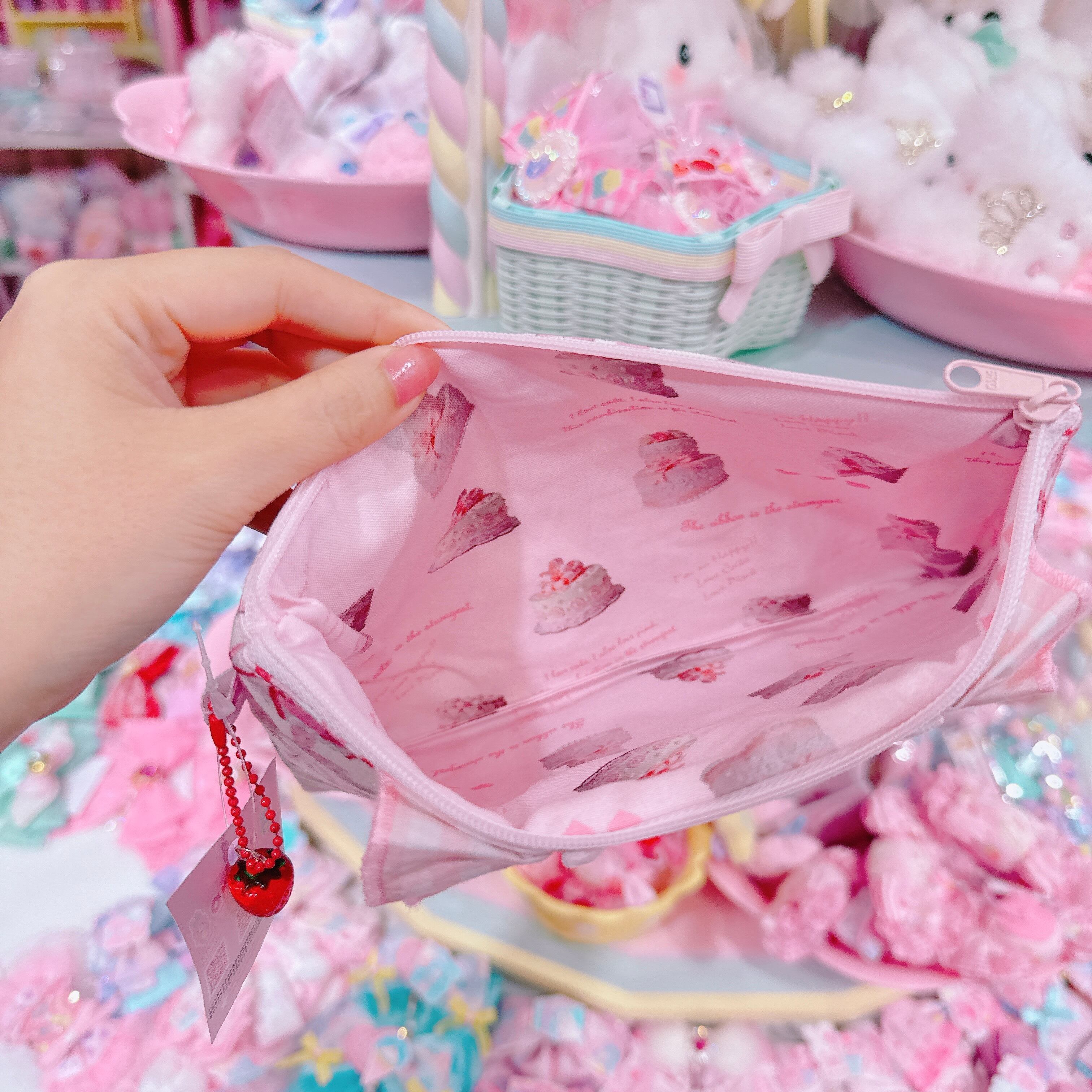 【R41】46-6ポーチ