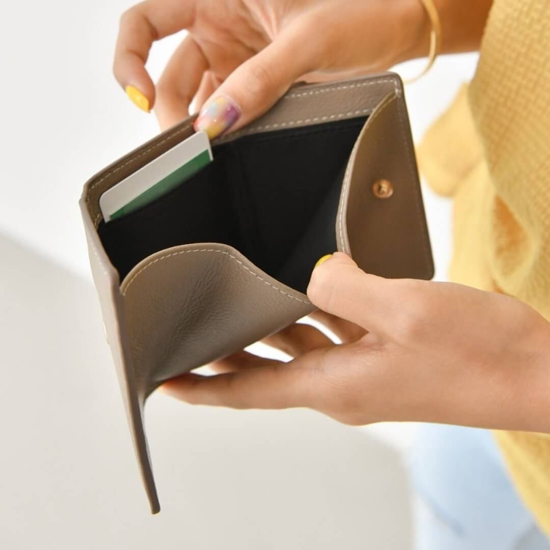 納品済 本革 スタッズミニ財布 | Luunel