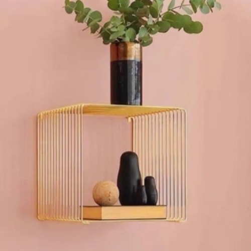 収納 金属 ゴールド シルバー 正方形 スクエア シンプル コンパクト 省スペース おしゃれ 棚 北欧 ミニマリスト 一人暮らし リビングルーム 寝室 本棚