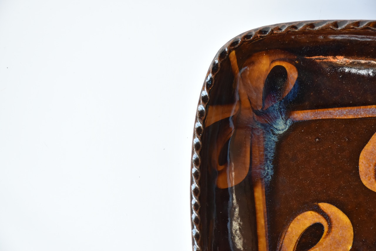 小代焼ふもと窯 / 井上尚之 : 角鉢 スリップウェア ②