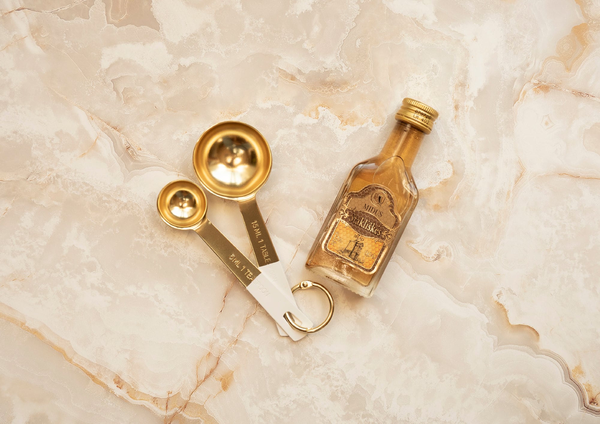 Golden Marble | A3 | Ambiance Paper | 小物撮影用のニュアンスカラー