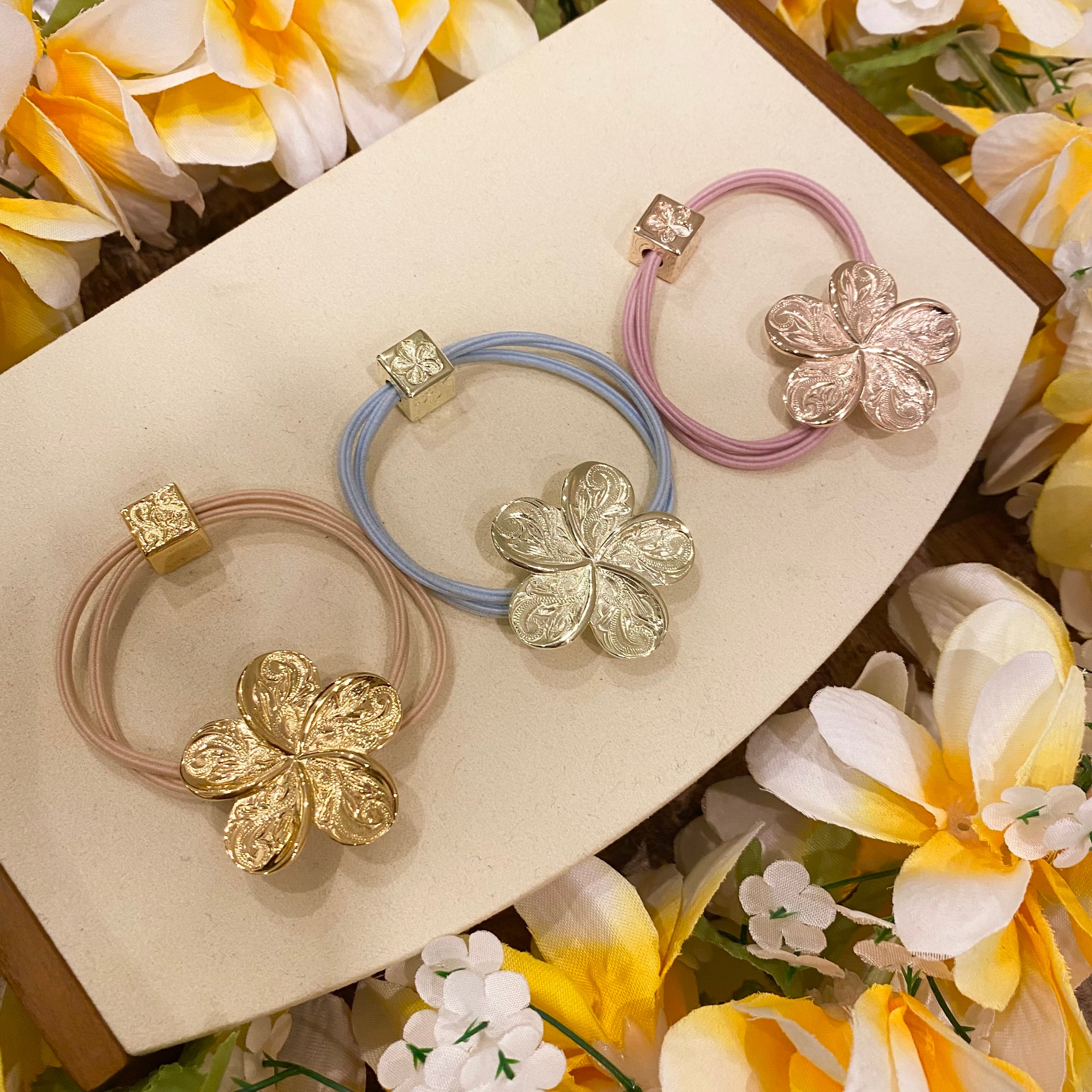 LIFE isオリジナル Hawaiian jewelry プルメリアゴム（gold,Green gold