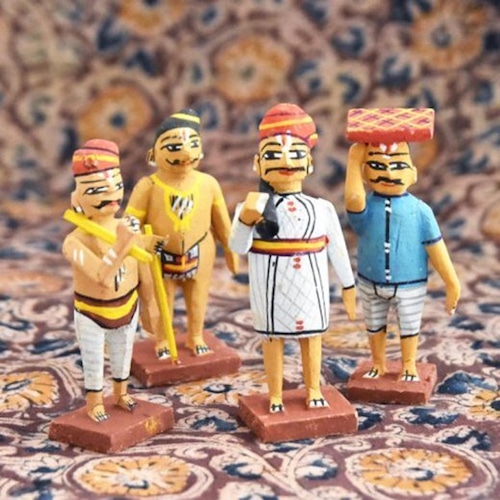 インドのおじさん 木製 ミニ人形 4人セット　B